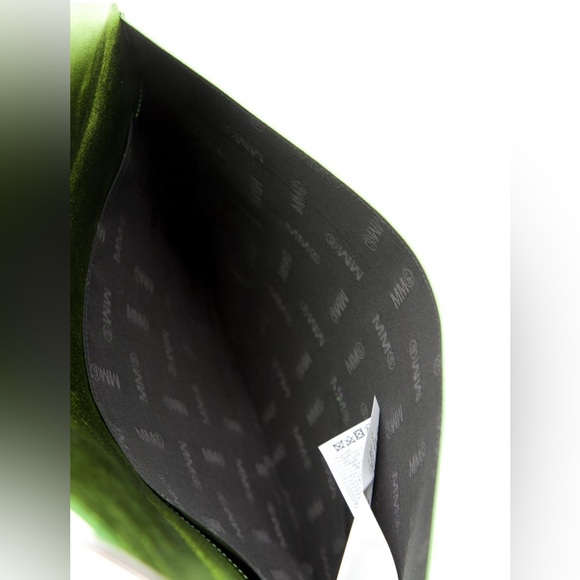 MM6 Maison Margiela Large Green Metallic Envelope Clutch with Ring - Picture 5 of 5